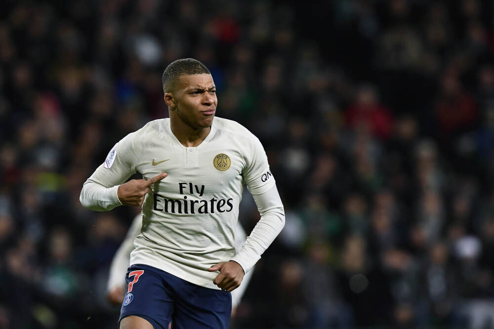 谁还不是榜眼了！萨尔火锅盛宴送生涯新高6帽 另有20分9板2断！